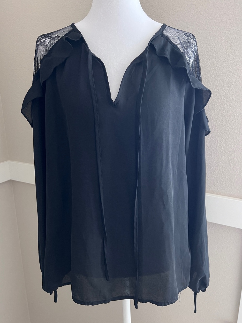 Blooming Jelly Black Lace Ruffle Tie-Neck Blouse - Size Med